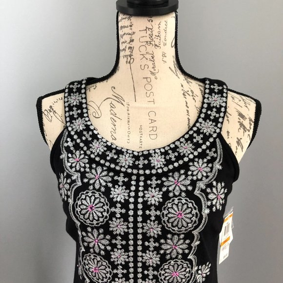 Embroidered Black Dress - Picture 4 of 10